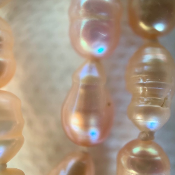 Stunning Vintage Pale Pink Freshwater Pearl Triple Strand Necklace - Picture 8 of 11